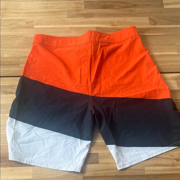 NFL Chicago Bears Swim Shorts - Picture 2 of 3